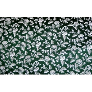 10cm Dirndlstoff (Trachtensatin aus EU-Produktion) Weiße Blumen auf Dunkelgrün  (Grundpreis 18,00/m) 