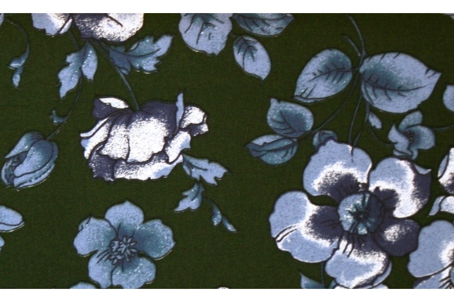 10cm Baumwoll - STRETCH   Jeansblaue Blüten auf Dunkelgrün   (Grundpreis € 10,00/m)    